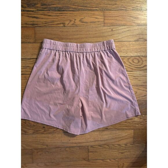 Halara High Waisted Shorts - Picture 4 of 4